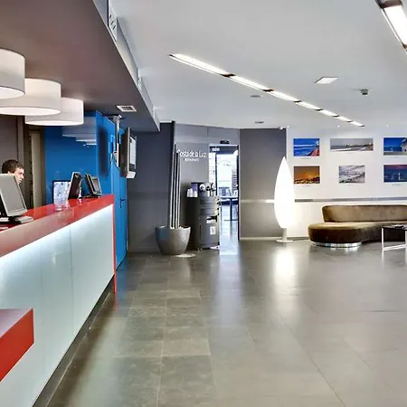 Otel Occidental 4*