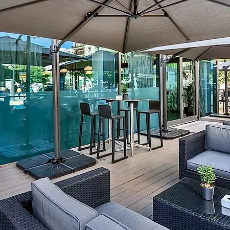 Otel Occidental 4*